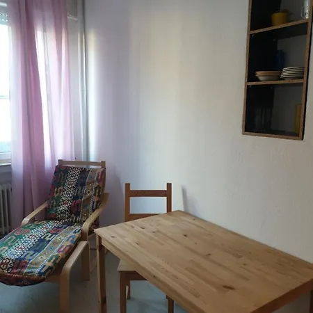 Mehrbett Apartments, Mikrowohnung 아파트 *