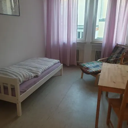 Mehrbett Apartments, Mikrowohnung 아파트 *